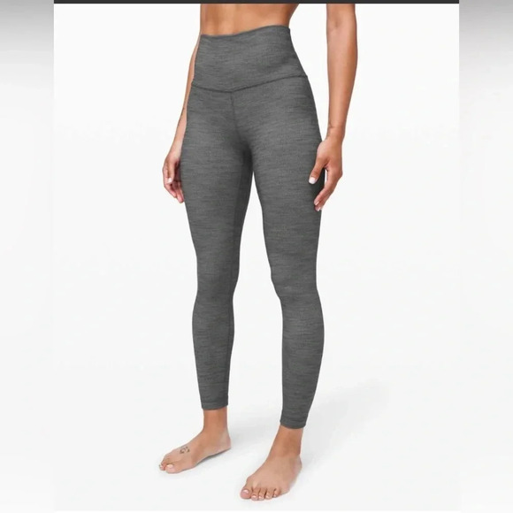 Lululemon Align Pant II 25"
Mini Heathered Herringbone Heathered Black sz 8 - Picture 2 of 8